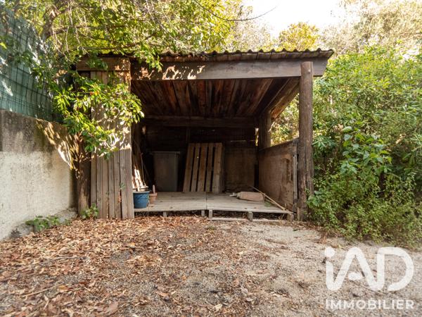Maison à vendre 6 pièces 177 m² Villeneuve-lès-Avignon