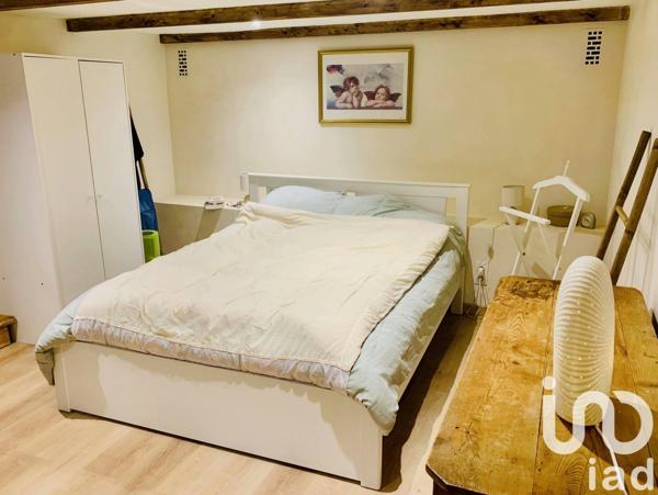 Appartement 3 pièces de 77 m² à Châteauneuf-du-Pape (84230)