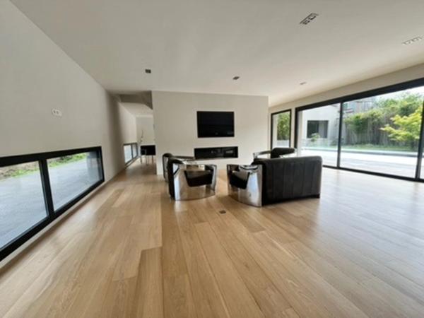 Maison d’exception de 268 m2 avec une dépendance de 74m2 terrain de 800 m2 Quartier Sacré-Cœur