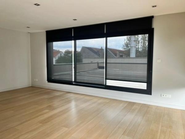 Maison d’exception de 268 m2 avec une dépendance de 74m2 terrain de 800 m2 Quartier Sacré-Cœur