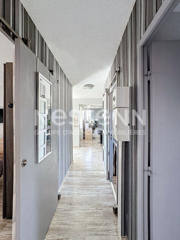 Appartement lumineux avec grande terrasse et parking à Narbonne