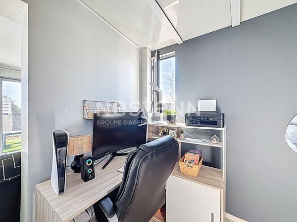 Appartement lumineux avec grande terrasse et parking à Narbonne