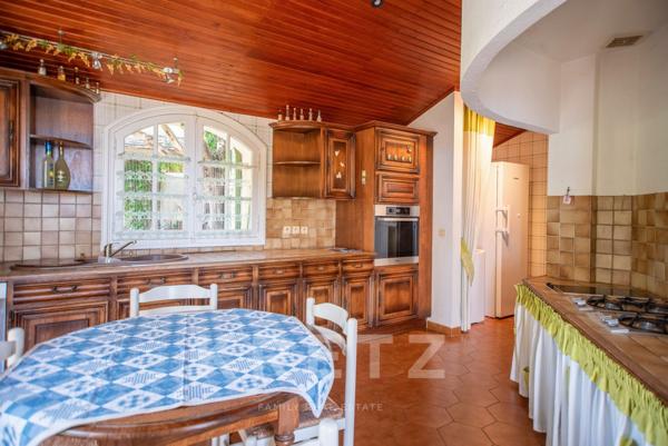 Hauteur San Martino Di Lota - Villa de 380m2 - Vue Mer