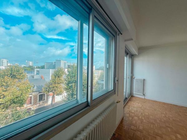 Appartement 3 pièces - PARC DE PROCÉ