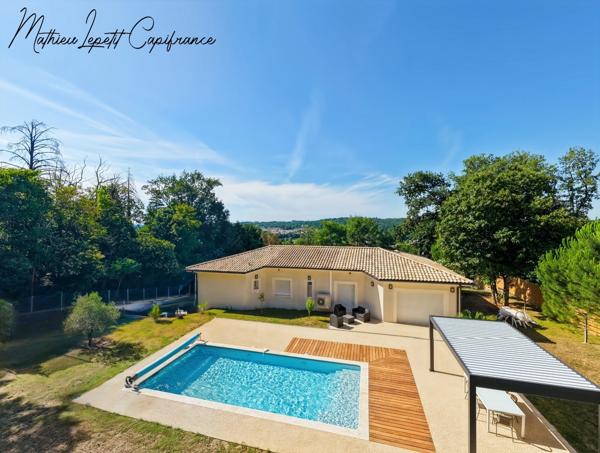 Maison contemporaine de 253 m² avec piscine, garage isolé de 100 m² et terrain de 4 728 m² – CHANCELADE- aucun travaux à prévoir