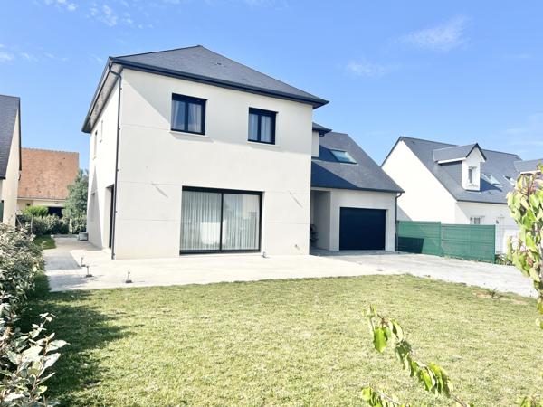 Caen (14000) Maison T8 de 160m2 - Terrain 504m2