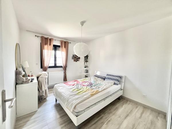 Caen (14000) Maison T8 de 160m2 - Terrain 504m2