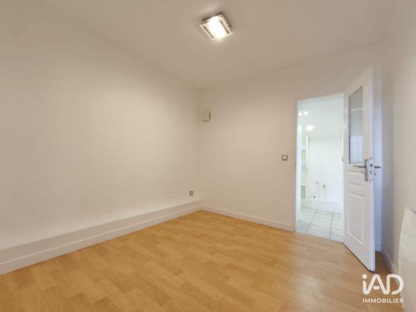 Location appartement 3 pièces 54 m² Villecresnes