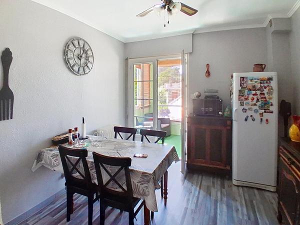 Appartement 135m² dans petite copropriété de seulement 3 logements et un dépôt