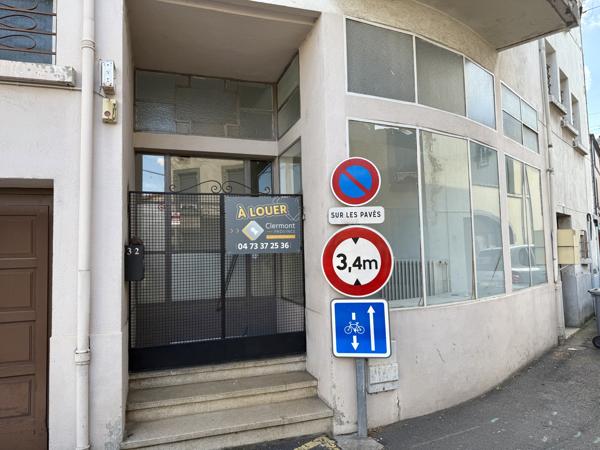 Local commercial 110m2 Cébazat - Clermont-Province