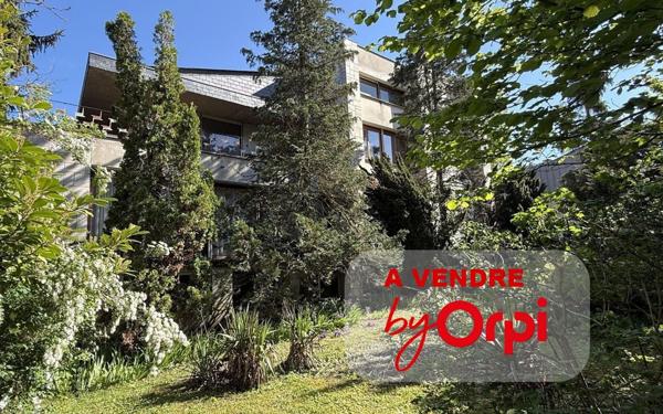 Maison à vendre    12 pièces •  Mende