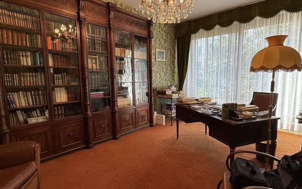 Maison à vendre    12 pièces •  Mende