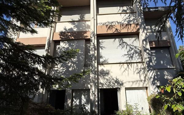 Maison à vendre    12 pièces •  Mende