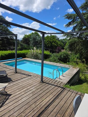 Maison à ECULLY, 69130 - 8 pièces 188m²