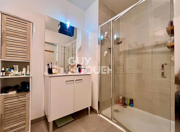 Récent appartement en rez-de-chaussée