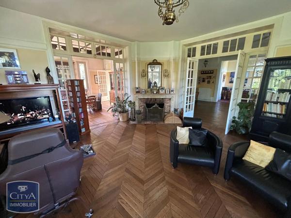 Maison à vendre 8 pièces 307.76m²