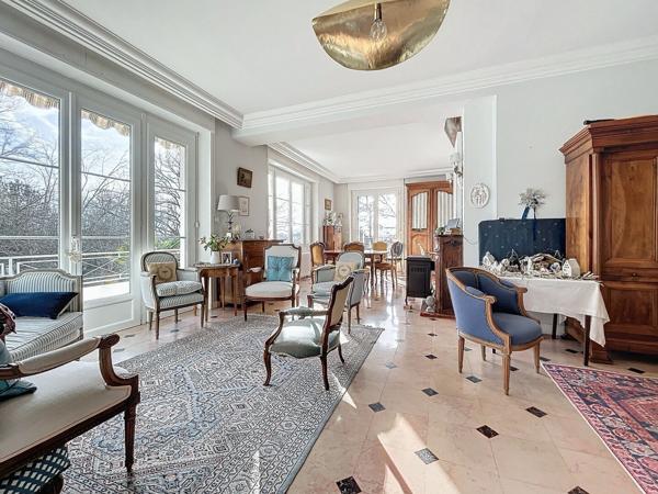 Villa à vendre hauteur de Brive La Gaillarde - Quartier Hôpital - 6 chambres - Garage / Dépendance