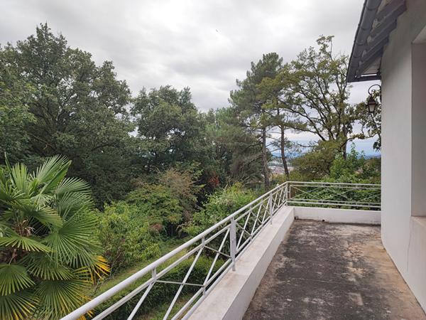 Villa à vendre hauteur de Brive La Gaillarde - Quartier Hôpital - 6 chambres - Garage / Dépendance