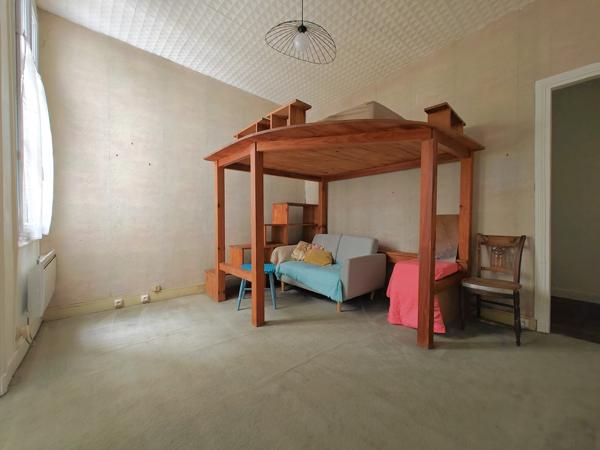 Appartement
         2 pièces
        - 30 m² Exclusivité 290 000 € *