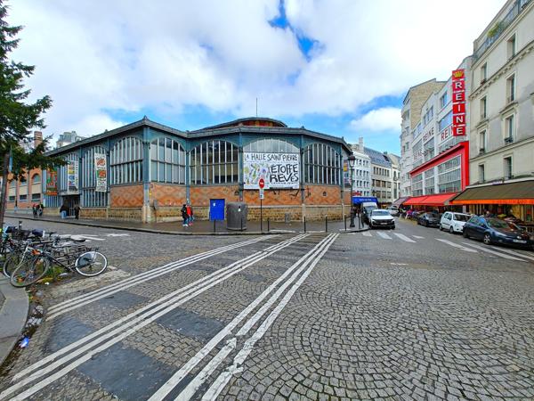 Appartement
         2 pièces
        - 30 m² Exclusivité 290 000 € *