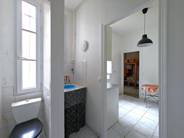 Appartement
         2 pièces
        - 30 m² Exclusivité 290 000 € *