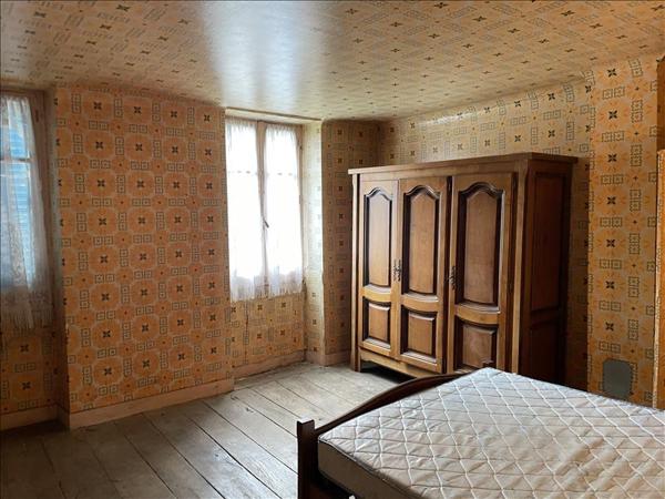 Maison à vendre |  Janaillat |  4 pièces | 98 m²