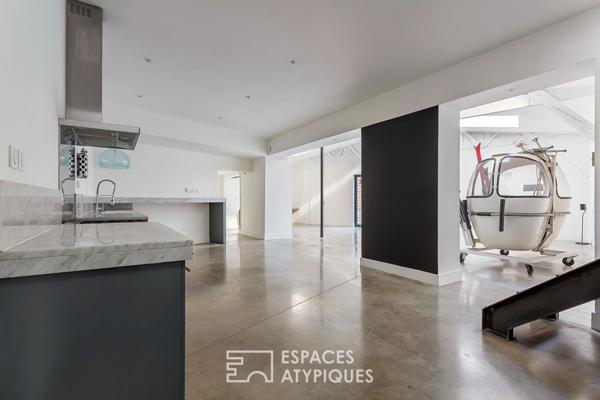 Loft intimiste rénové avec patio et garage