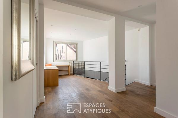 Loft intimiste rénové avec patio et garage