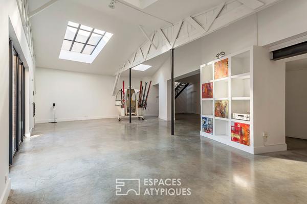 Loft intimiste rénové avec patio et garage