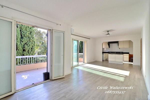 Appartement Le Castellet T4-T5 pièce(s) 91 m2 - Balcon, parking et cave