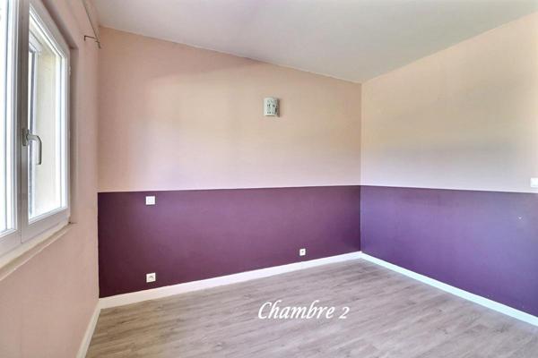 Appartement Le Castellet T4-T5 pièce(s) 91 m2 - Balcon, parking et cave