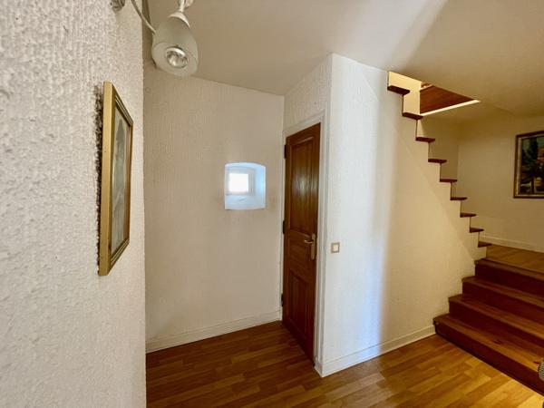 Pont-Salomon (43330) Maison 140M2 avec piscine et terrain de 3800M2