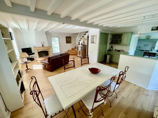 Pont-Salomon (43330) Maison 140M2 avec piscine et terrain de 3800M2