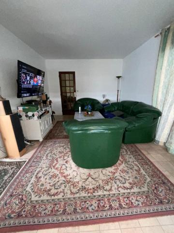 Appartement, 3 chambres, parking couvert.