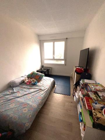 Appartement, 3 chambres, parking couvert.