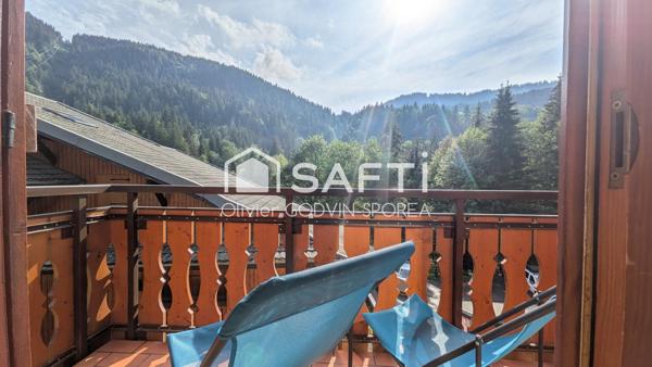 Deux pièces chaleureux avec mezzanines et parking couvert au pied du téléphérique de Nyon à Morzine