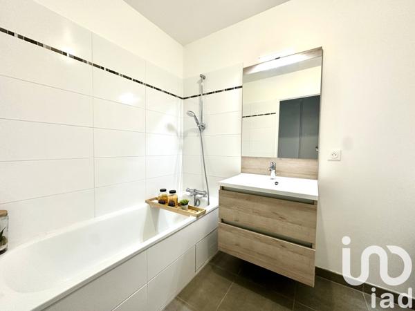 Appartement 4 pièces de 78 m² à Massy (91300)