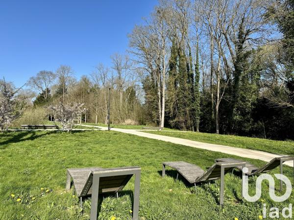 Appartement 4 pièces de 78 m² à Massy (91300)