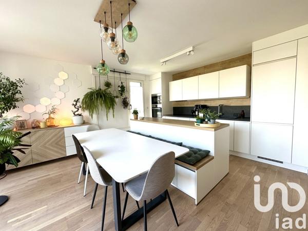 Appartement 4 pièces de 78 m² à Massy (91300)
