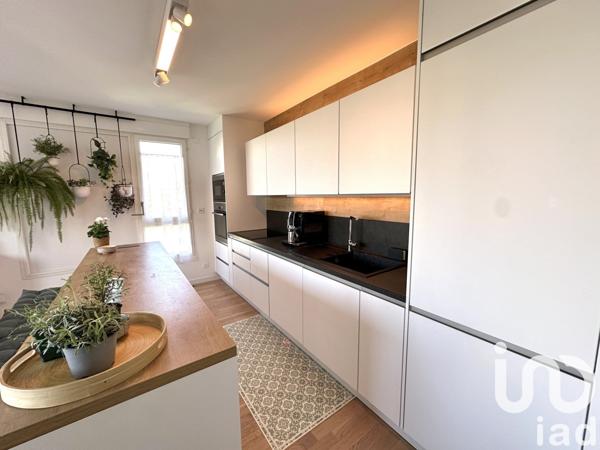 Appartement 4 pièces de 78 m² à Massy (91300)