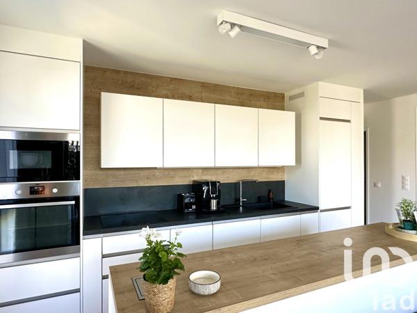 Appartement 4 pièces de 78 m² à Massy (91300)