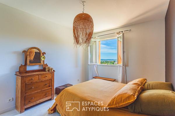 Propriété avec piscine et vue mer