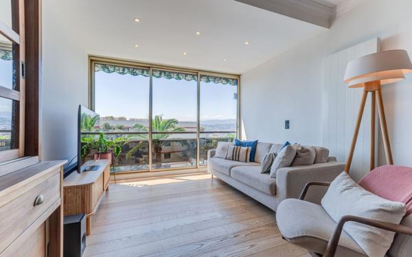 Appartement à vendre    4 pièces • 80 m2 Nice