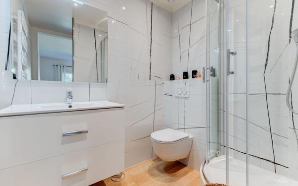 Appartement à vendre    4 pièces • 80 m2 Nice