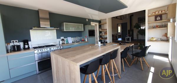 Maison à vendre La Baule Escoublac - 7 pièces, 145m² avec 5 chambre(s) à 549 000€ - AJP Immobilier Pornichet