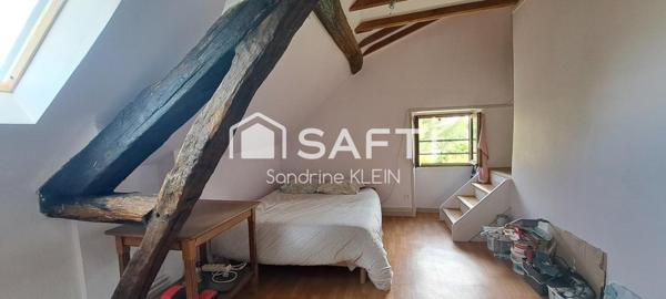 Maison en pierre, 85 m², 4 pièces avec jardin et garages