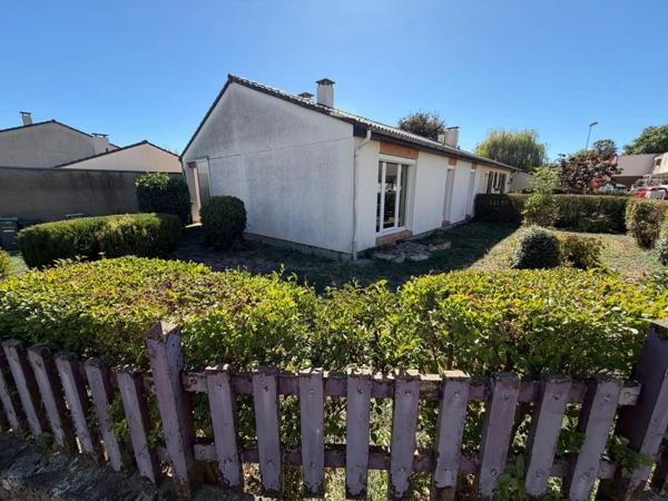 Vente                                                      Maison
                        
                     3 pièces                      88 m2                     à Blanzat