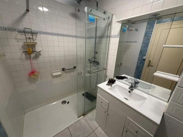 Vente                                                      Maison
                        
                     3 pièces                      88 m2                     à Blanzat