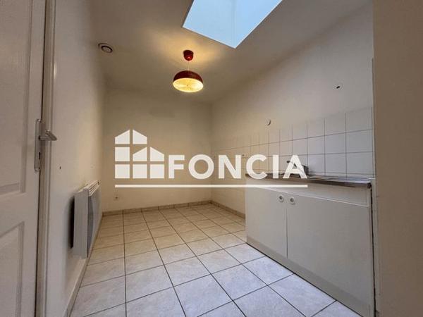 Location Appartement 2 pièces 56.7 m² - 132 RUE BUGEAUD Lyon 69006