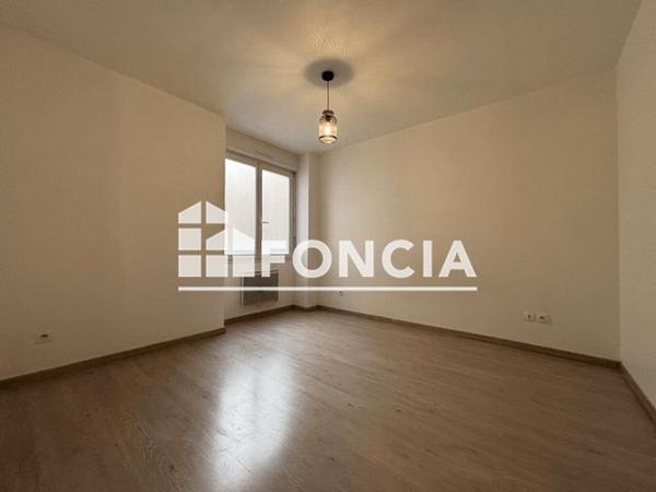 Location Appartement 2 pièces 56.7 m² - 132 RUE BUGEAUD Lyon 69006